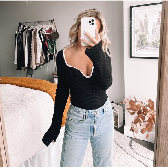 H&M Sweaters - H&M Black White Ribbed Knit Sweater!!
